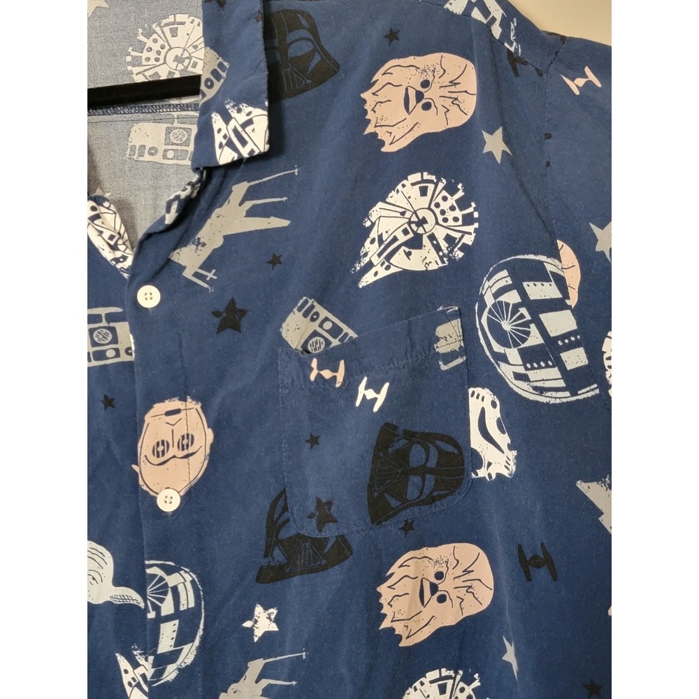 Star Wars Men's Button Up Rayon Shirt Large Blue Chewbacca